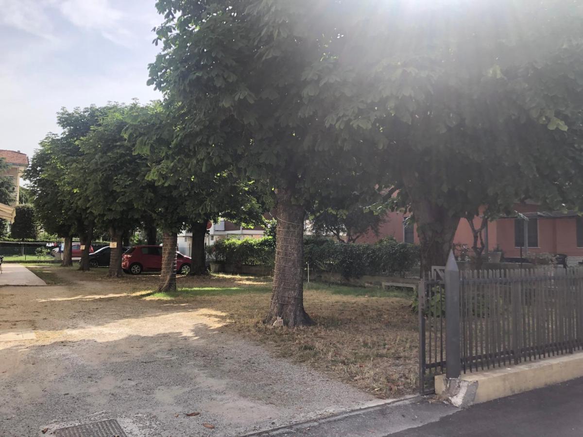 Hotel Argo Rimini Buitenkant foto
